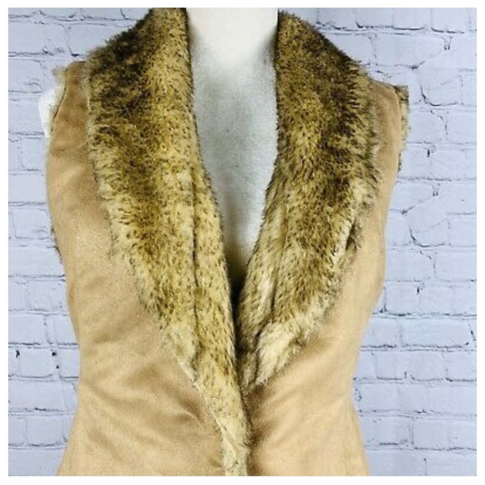 Women’s Crosby Faux Fur Tan Suede Vest